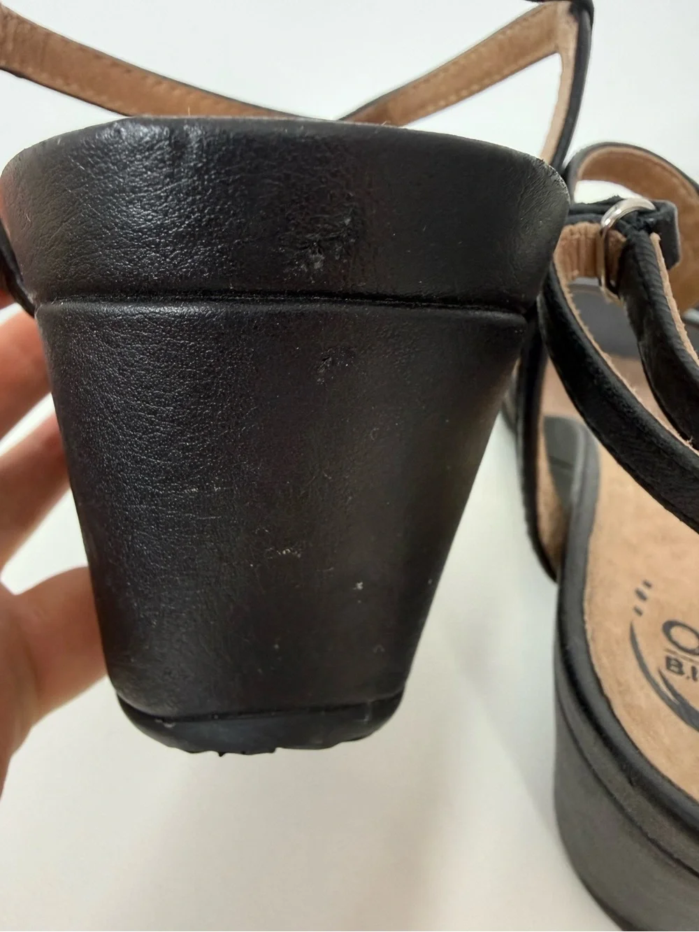 Abeo Black Lacey T Strap Wedge Sandal  Women's Size 8 Neutral Orthotic Comfort